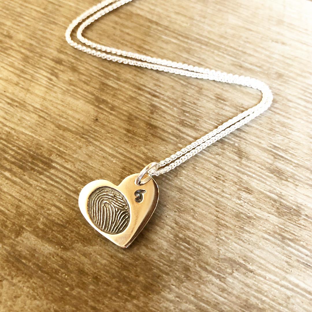 Small Fingerprint Necklace With 1 Print